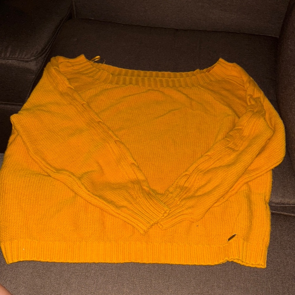Hollister Yellow Crew Neck Sweater Classic Knit